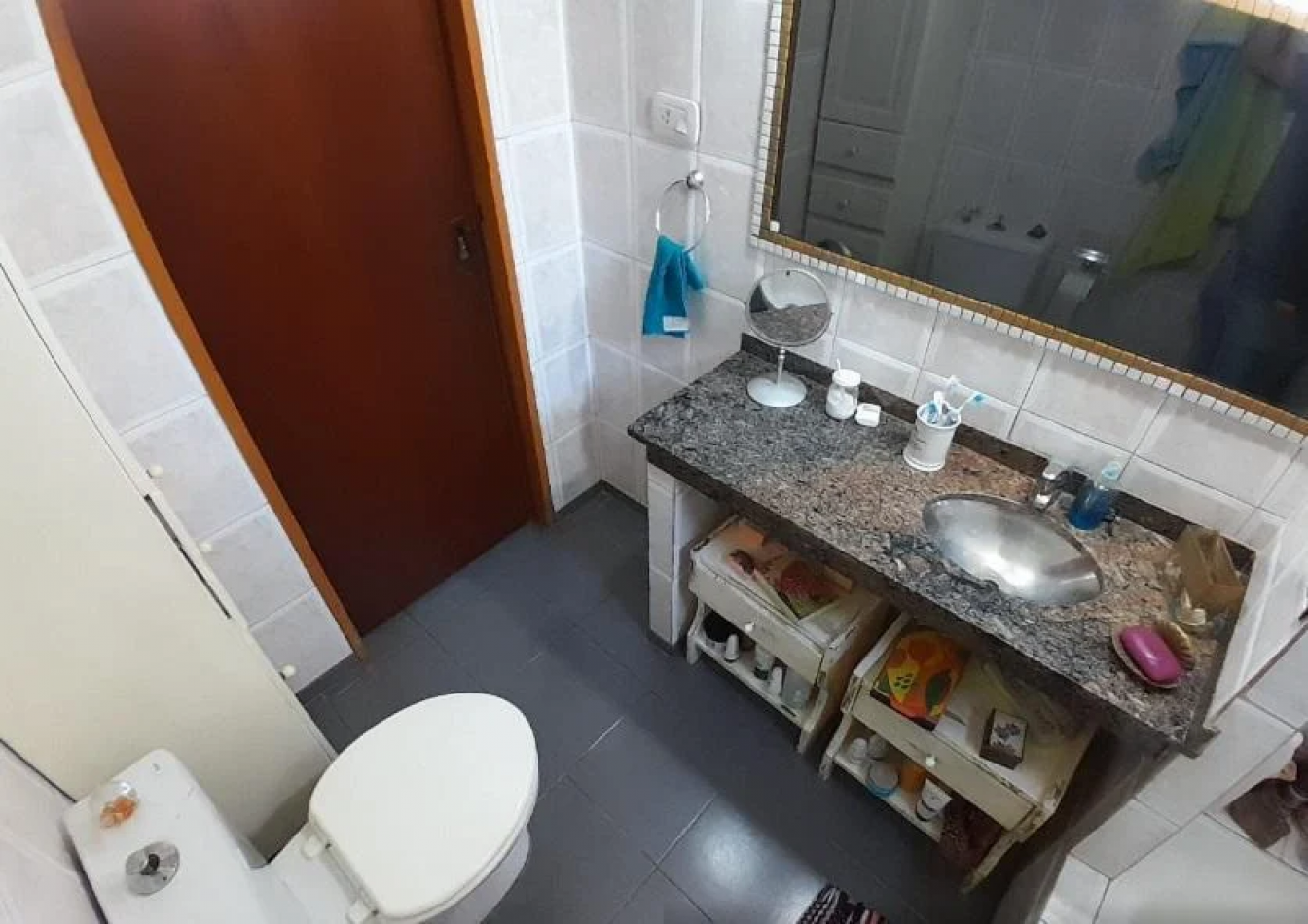 Casa 3 Ambientes con Departamento 2 Ambientes + Departamento 2 Ambientes Independiente - Ideal para Inversion o Familia Grande