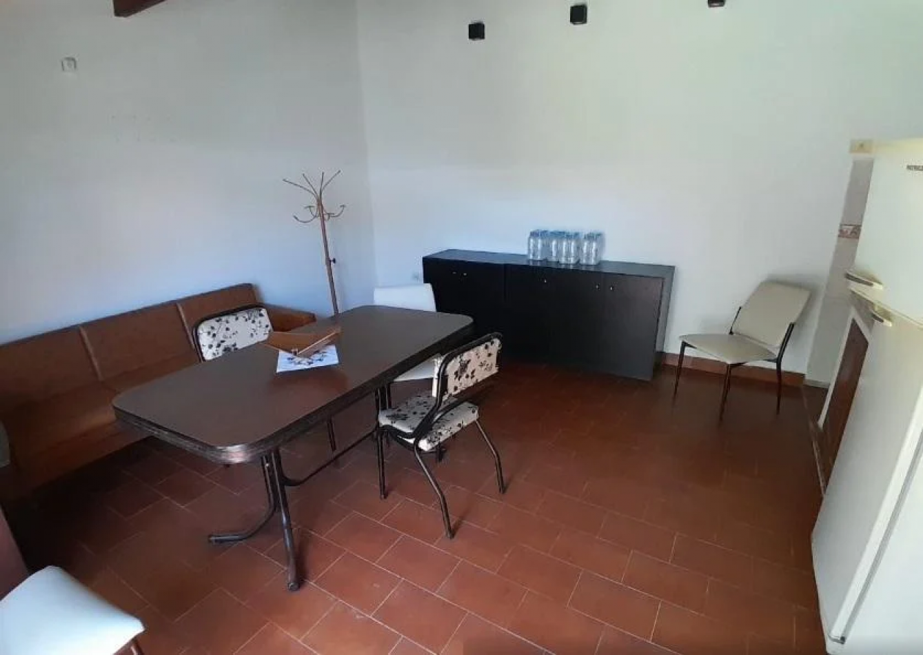 Casa 3 Ambientes con Departamento 2 Ambientes + Departamento 2 Ambientes Independiente - Ideal para Inversion o Familia Grande