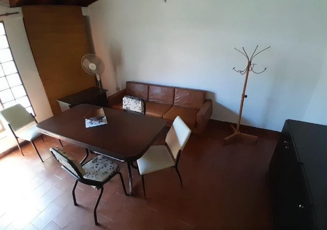 Casa 3 Ambientes con Departamento 2 Ambientes + Departamento 2 Ambientes Independiente - Ideal para Inversion o Familia Grande