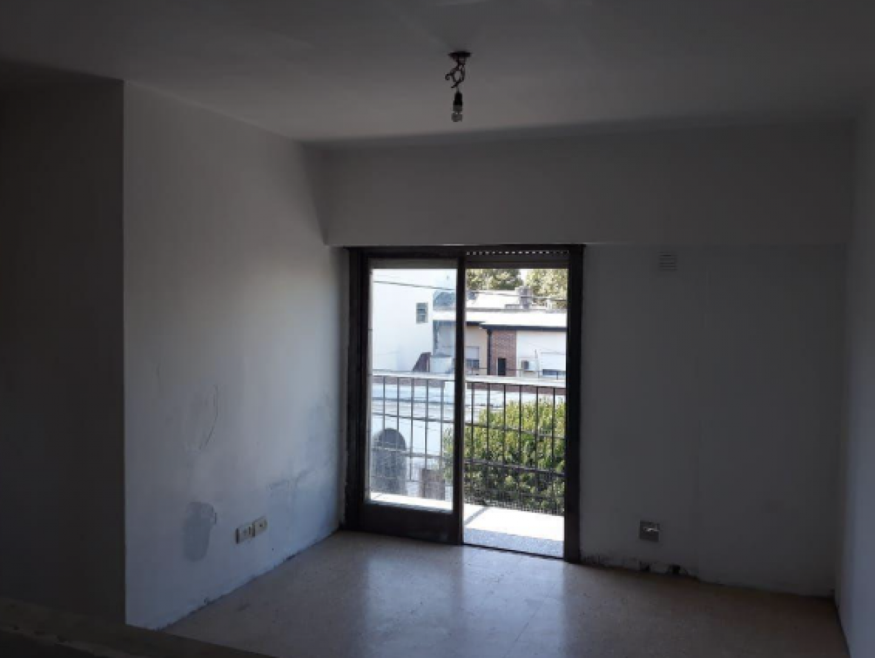 Departamento 2 Ambientes en Liniers - Ideal para Inversion o Primera Vivienda
