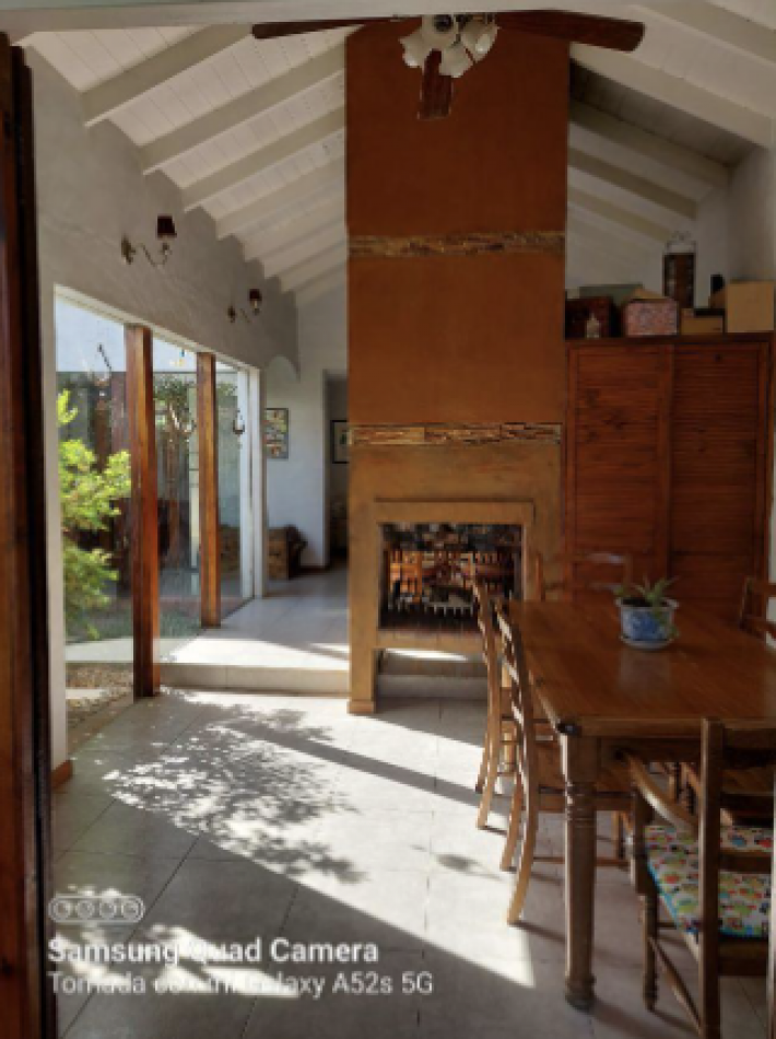 Casa de 3 Dormitorios con Amplios Espacios - Excelente Ubicacion en General Rodriguez