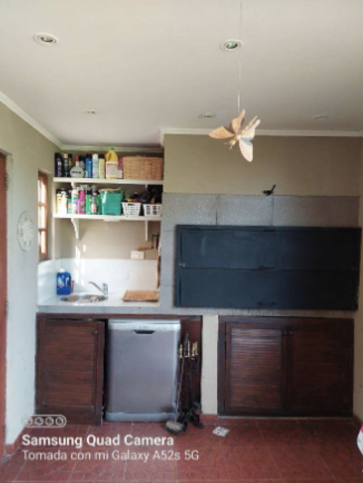Casa de 3 Dormitorios con Amplios Espacios - Excelente Ubicacion en General Rodriguez