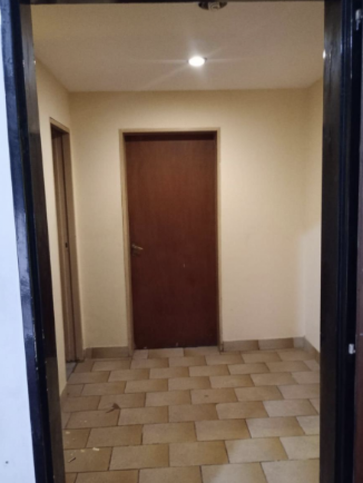 Casa de 5 Ambientes en Venta - Muy Buena Ubicacion en Villa Luzuriaga