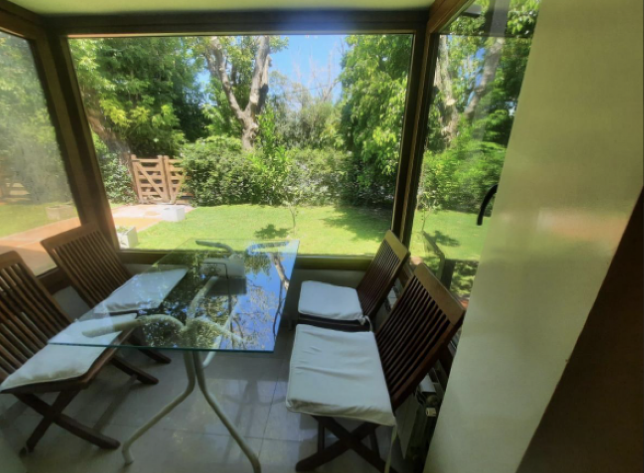 Casa en Venta en San Carlos Country - Entorno Natural y Seguridad Privada