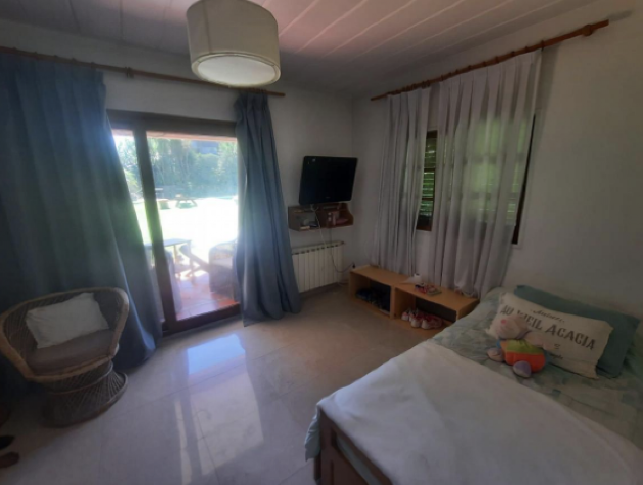 Casa en Venta en San Carlos Country - Entorno Natural y Seguridad Privada