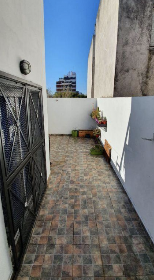 PH en Venta de 2 Dormitorios - Excelente Ubicacion en Parque Avellaneda