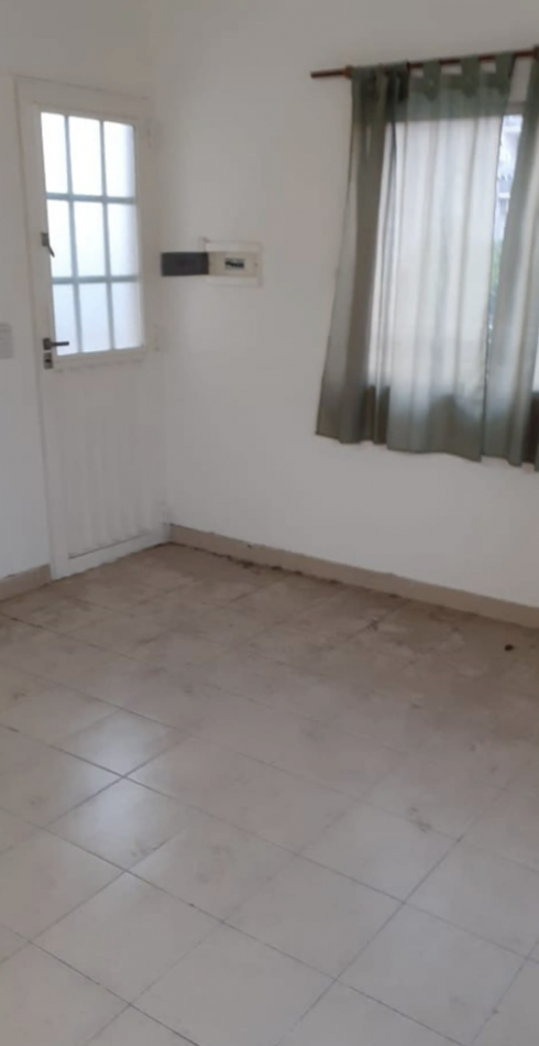 Departamento 2 Ambientes con Balcon al Frente - Apto Credito, Sin Expensas y Permuta Disponible, Excelente Alternativa para Vivir o Invertir