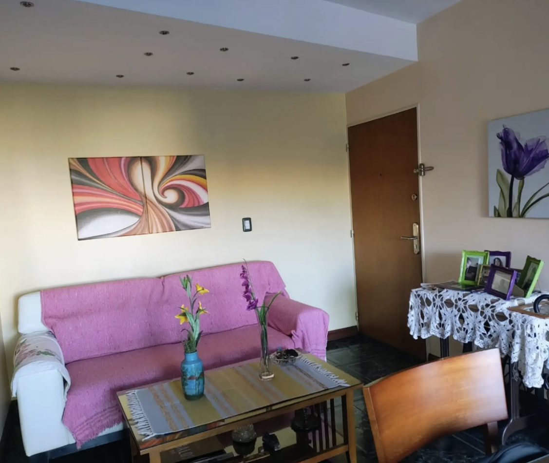 Departamento 4 Ambientes al Frente - Amplio y Luminoso, Excelente Oportunidad para Vivir o Invertir