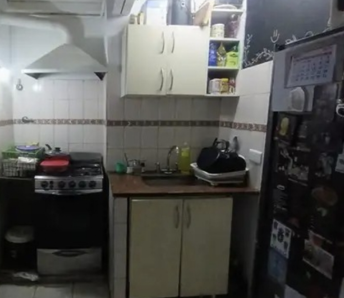 Departamento 1° Piso con Gran Conectividad y Ubicacion Estrategica en Balvanera
