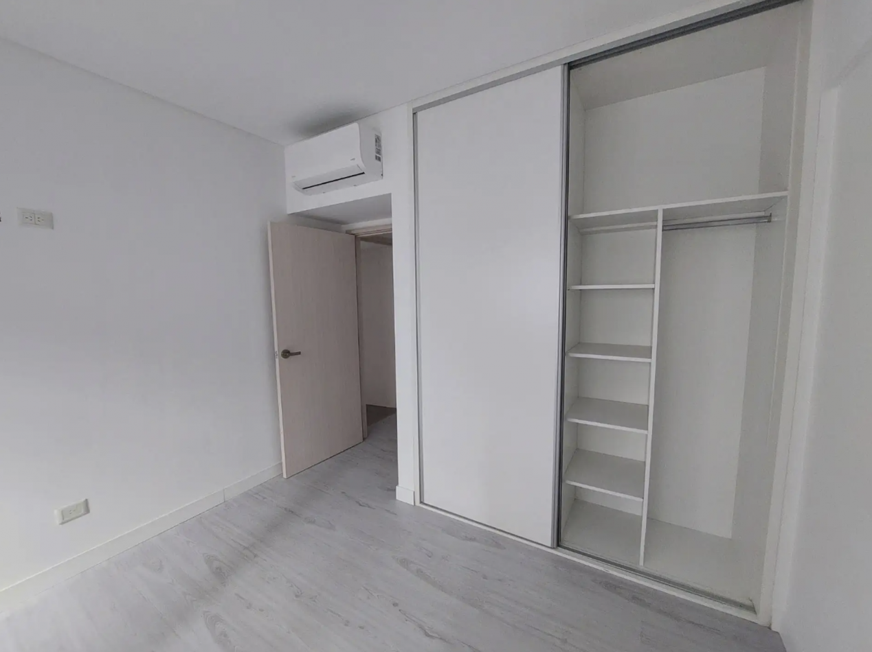 Depto de 4 Amb -Balcon, Cochera y Baulera - Villa Luro