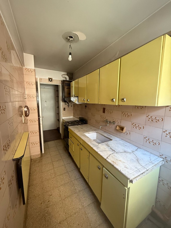 Departamento de 2 Ambientes con Balcon y Cocina Independiente - Ubicacion Estrategica en Palermo- APTO CREDITO 