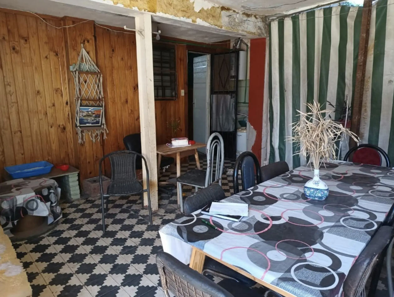 Casa 6 amb Moron con jardin