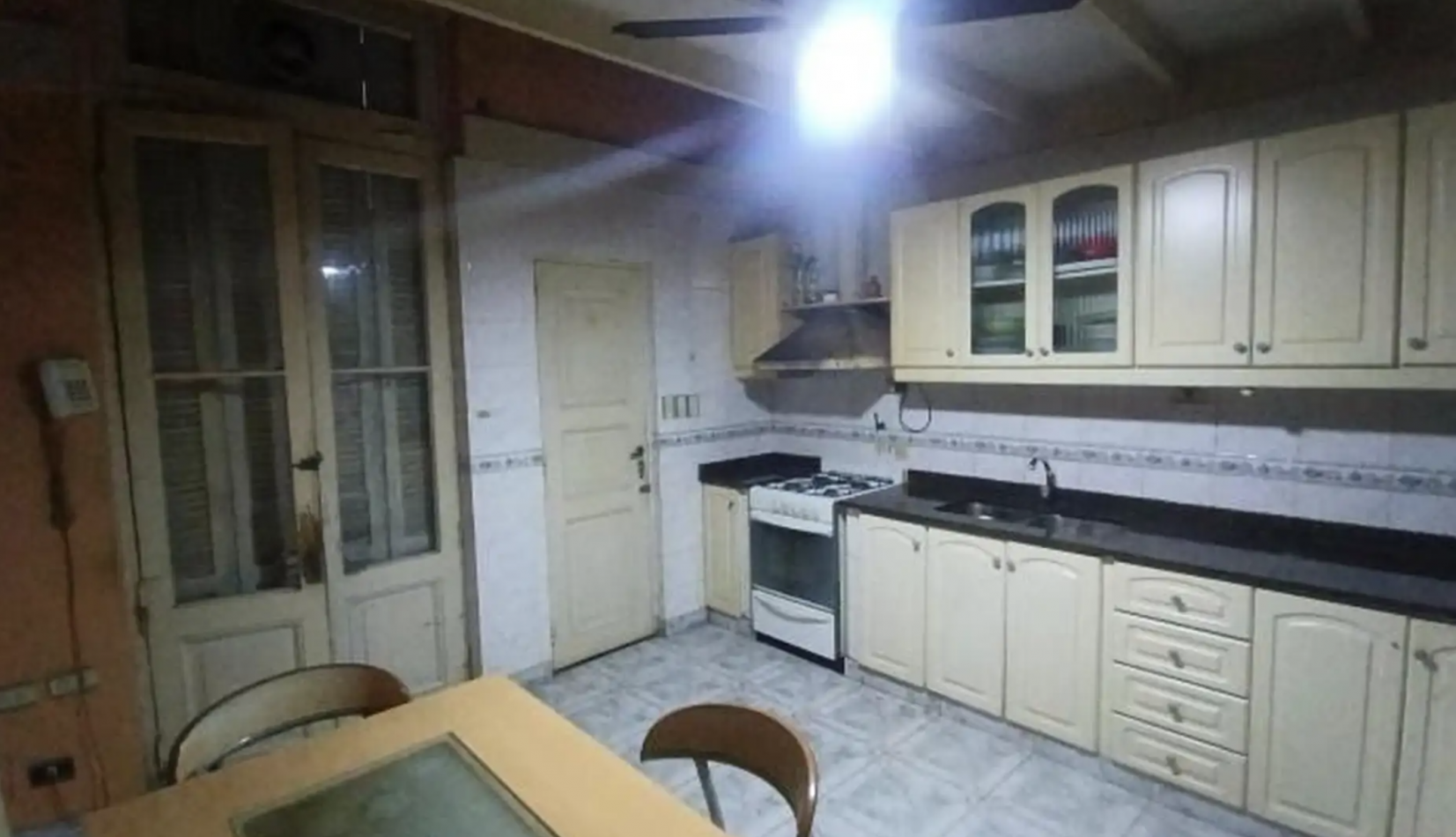 PH 4 Ambientes al Frente con Entrada Independiente, Cochera, Terraza y Patio - Sin Expensas en Floresta - FINANCIACION