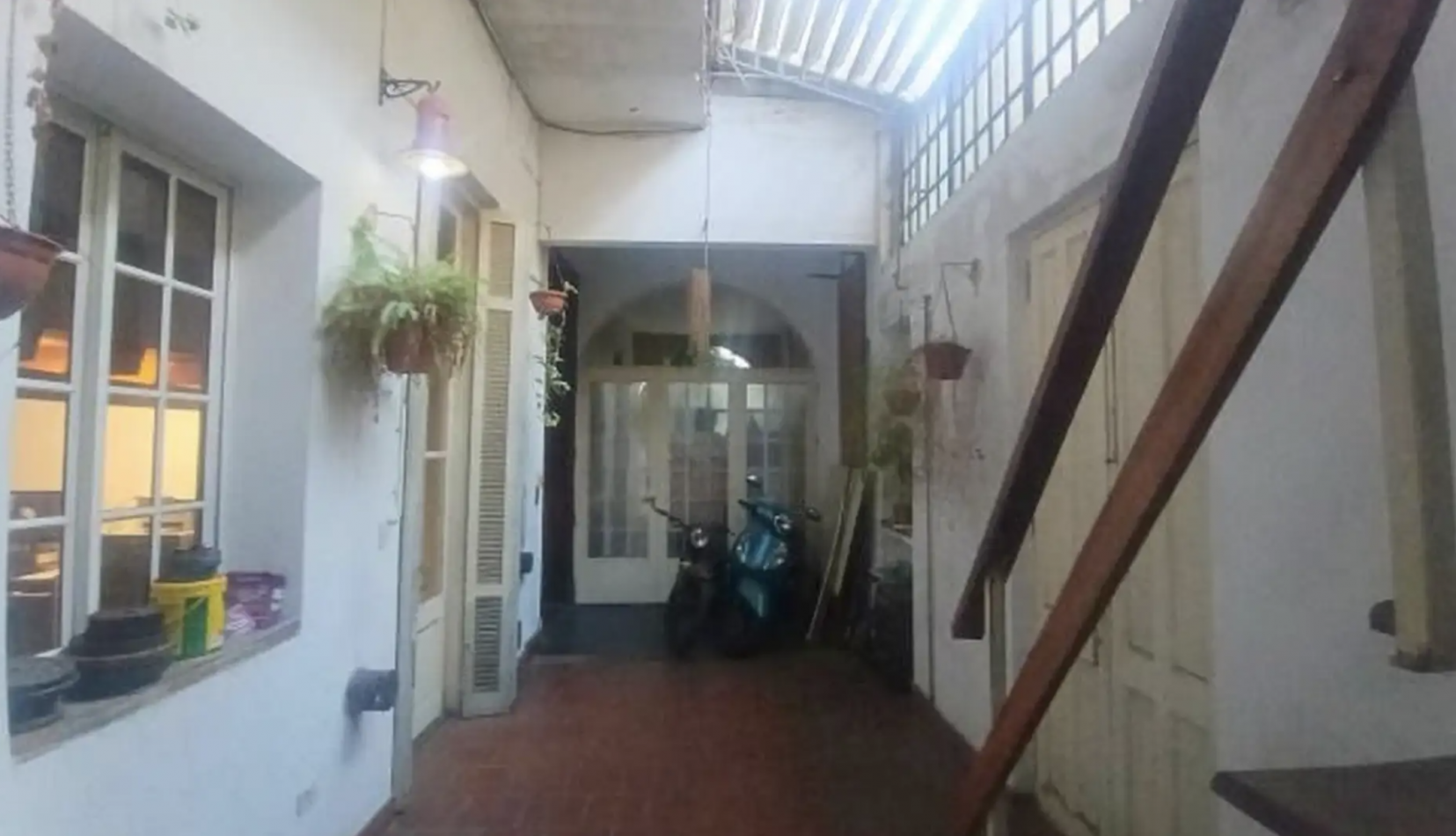PH 4 Ambientes al Frente con Entrada Independiente, Cochera, Terraza y Patio - Sin Expensas en Floresta - FINANCIACION