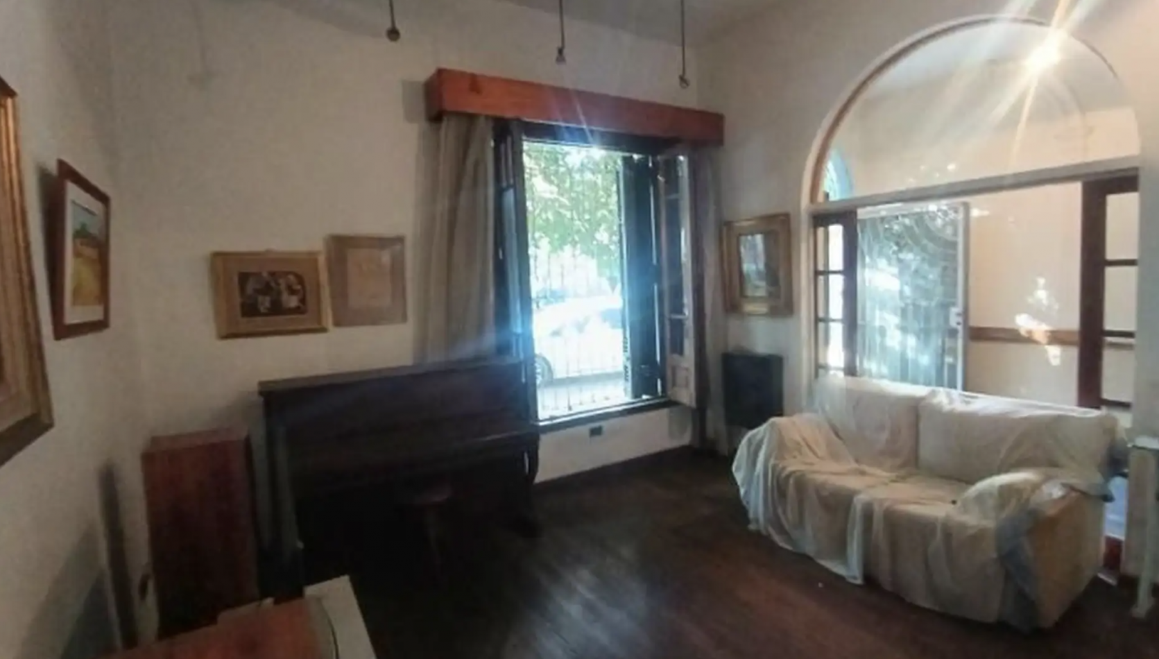 PH 4 Ambientes al Frente con Entrada Independiente, Cochera, Terraza y Patio - Sin Expensas en Floresta - FINANCIACION