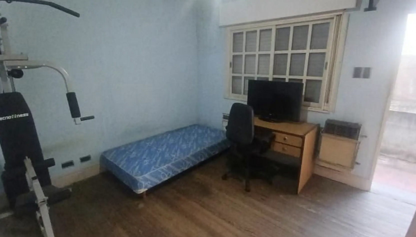 PH 4 Ambientes al Frente con Entrada Independiente, Cochera, Terraza y Patio - Sin Expensas en Floresta - FINANCIACION