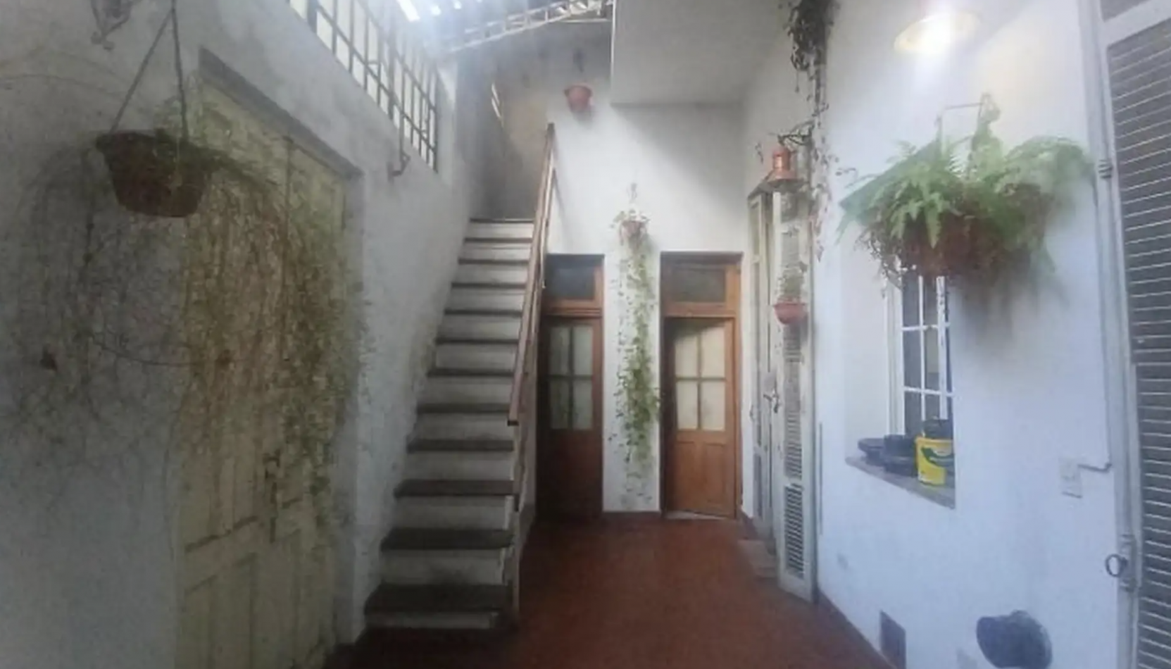 PH 4 Ambientes al Frente con Entrada Independiente, Cochera, Terraza y Patio - Sin Expensas en Floresta - FINANCIACION