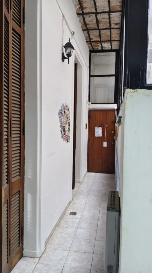 Departamento 1° Piso con Gran Conectividad y Ubicacion Estrategica en Balvanera