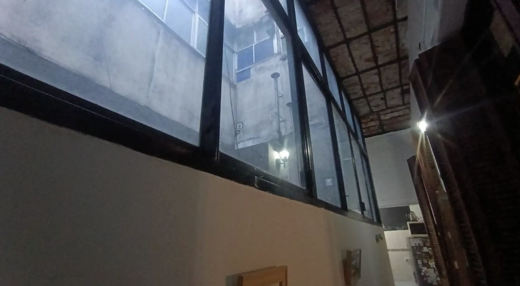 Departamento 1° Piso con Gran Conectividad y Ubicacion Estrategica en Balvanera