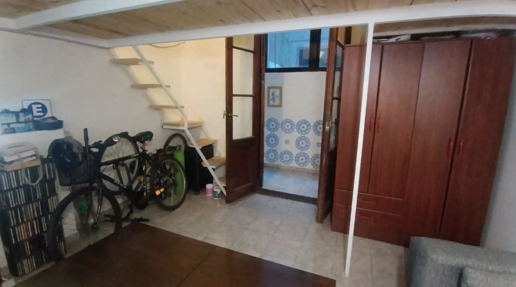 Departamento 1° Piso con Gran Conectividad y Ubicacion Estrategica en Balvanera