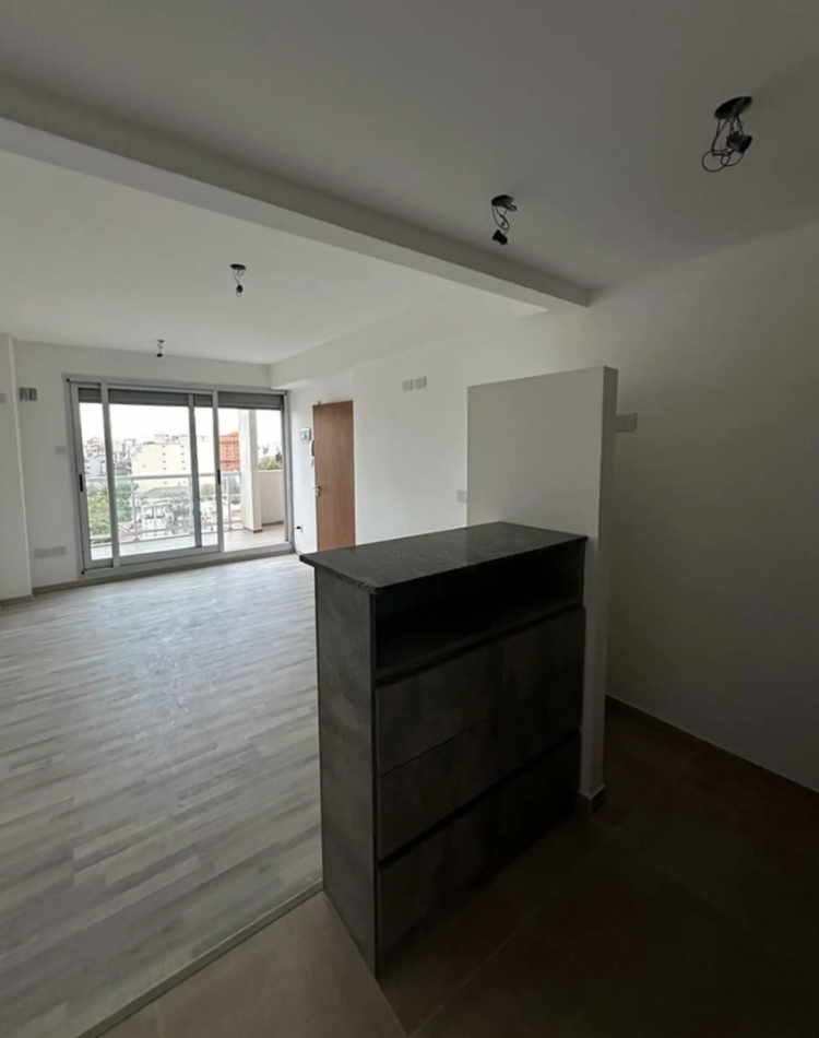 EXCELENTE OPORTUNIDAD | SEMIPISO 2 AMBIENTES A ESTRENAR - LINIERS