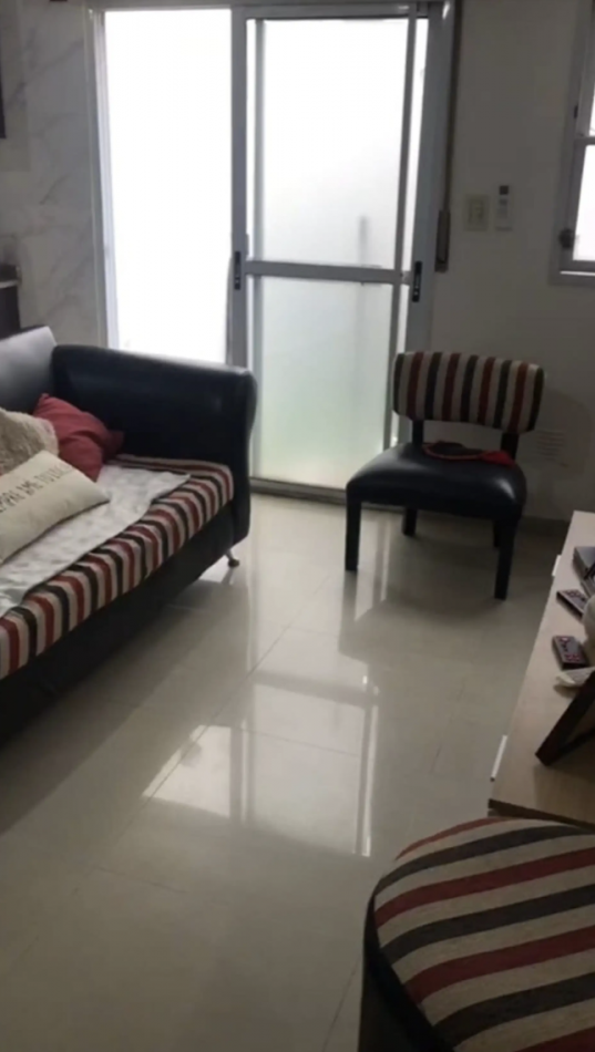 Oportunidad en Liniers - Departamento 2 Ambientes con Patio y Bajas Expensas