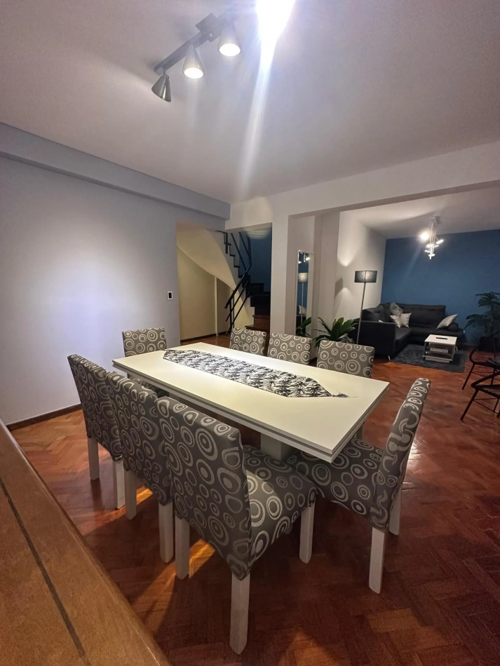 DUPLEX 9° y 10° PISO AL FRENTE 4 AMBIENTES PALERMO 