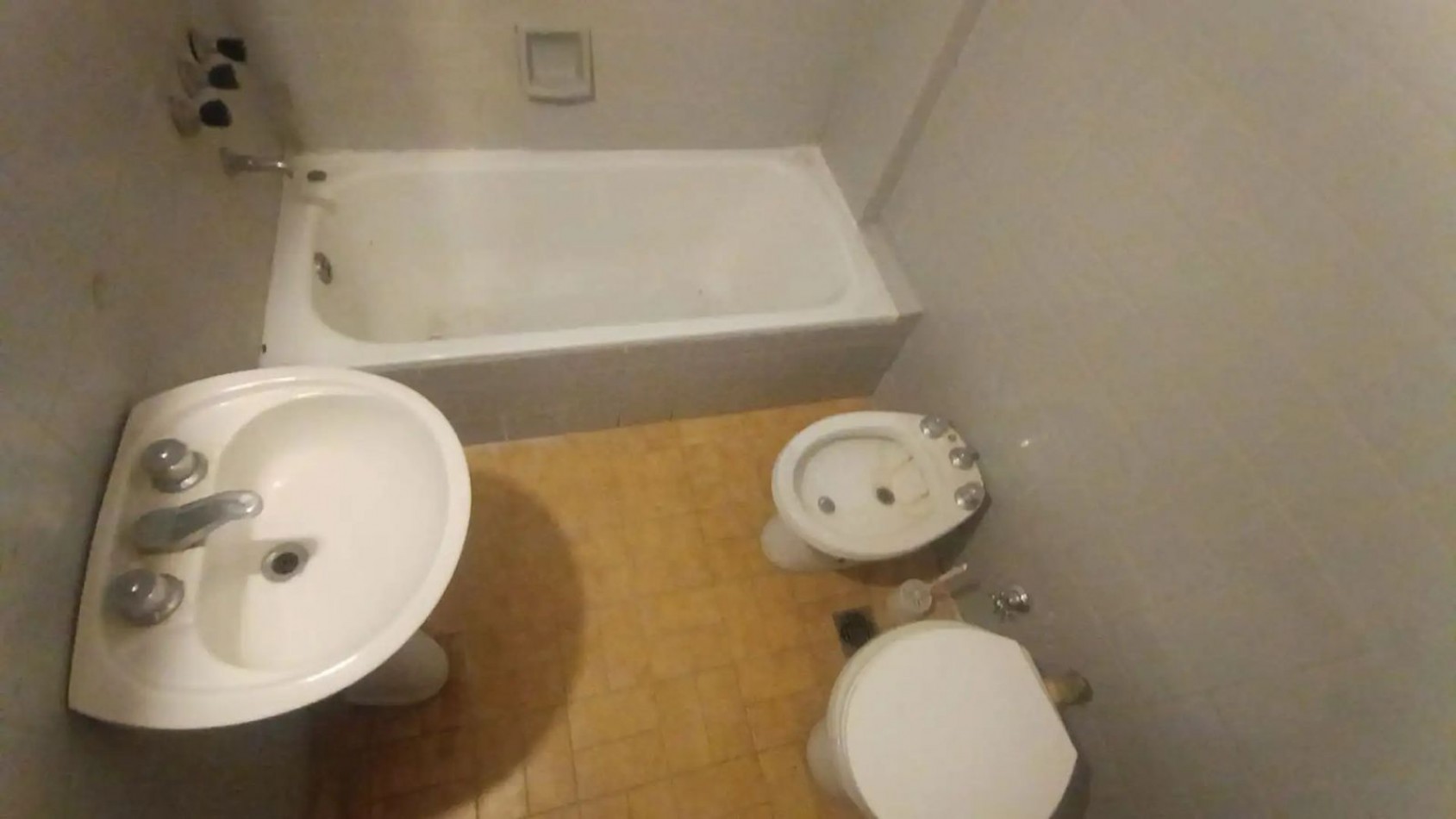 VENTA DTO 2 AMB FLORESTA 4to PISO