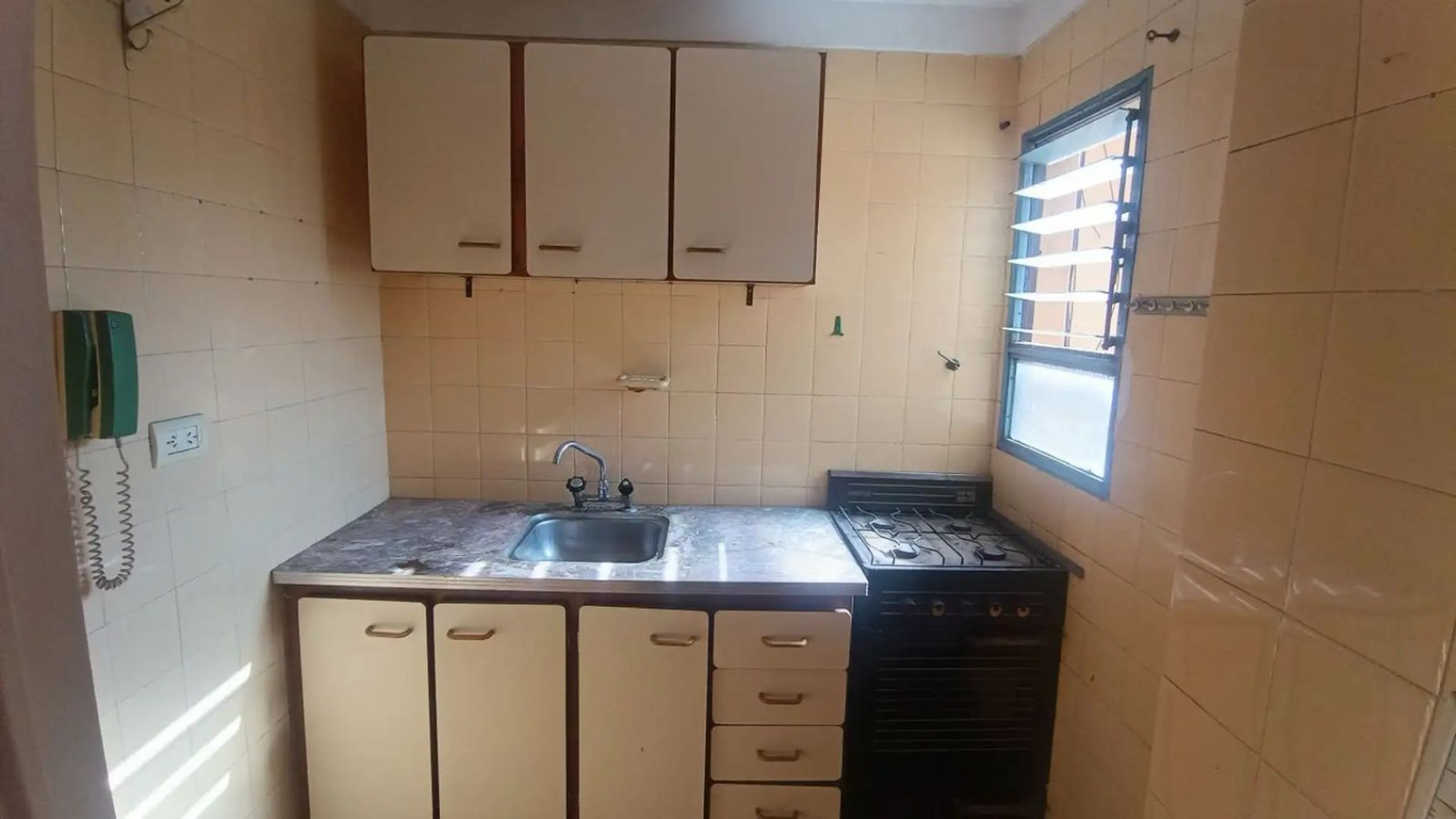 VENTA DTO 2 AMB FLORESTA 4to PISO