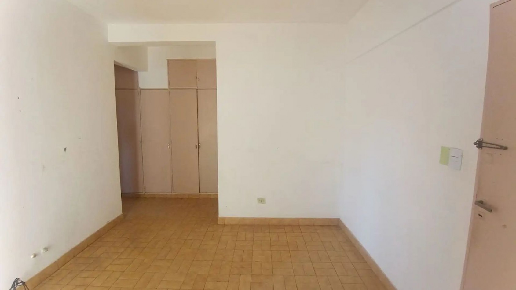 VENTA DTO 2 AMB FLORESTA 4to PISO