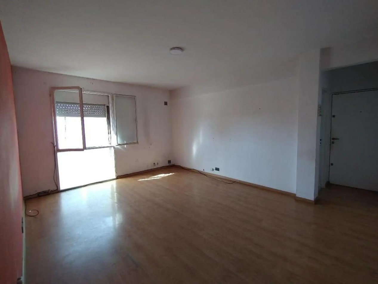 VENTA DEPTO 3 AMB P.12 FLORESTA