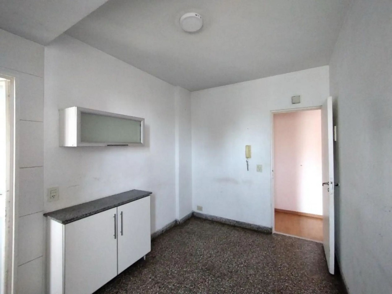 VENTA DEPTO 3 AMB P.12 FLORESTA