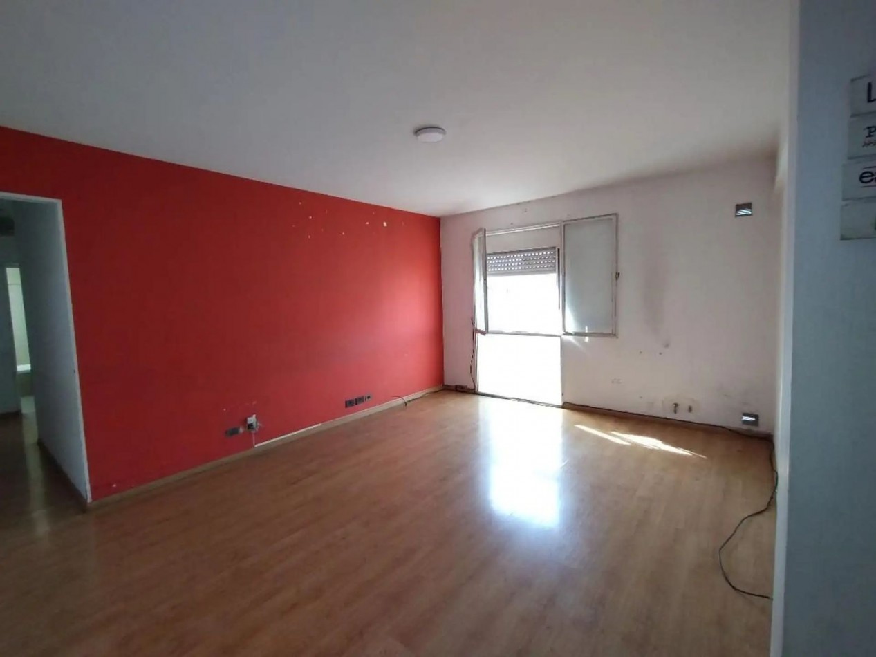 VENTA DEPTO 3 AMB P.12 FLORESTA