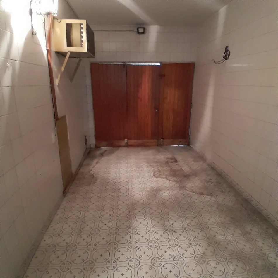 Venta Casa A Reciclar 5 Ambientes Cochera Patio Terraza Lote Propio