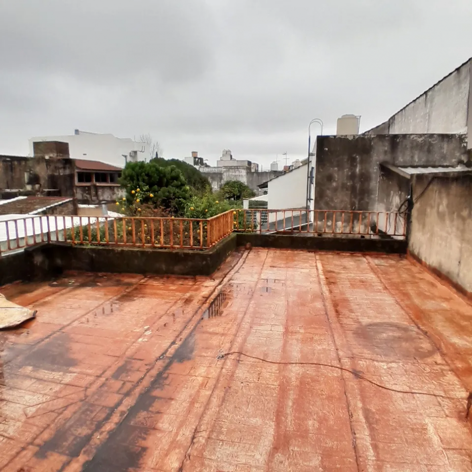 Venta Casa A Reciclar 5 Ambientes Cochera Patio Terraza Lote Propio