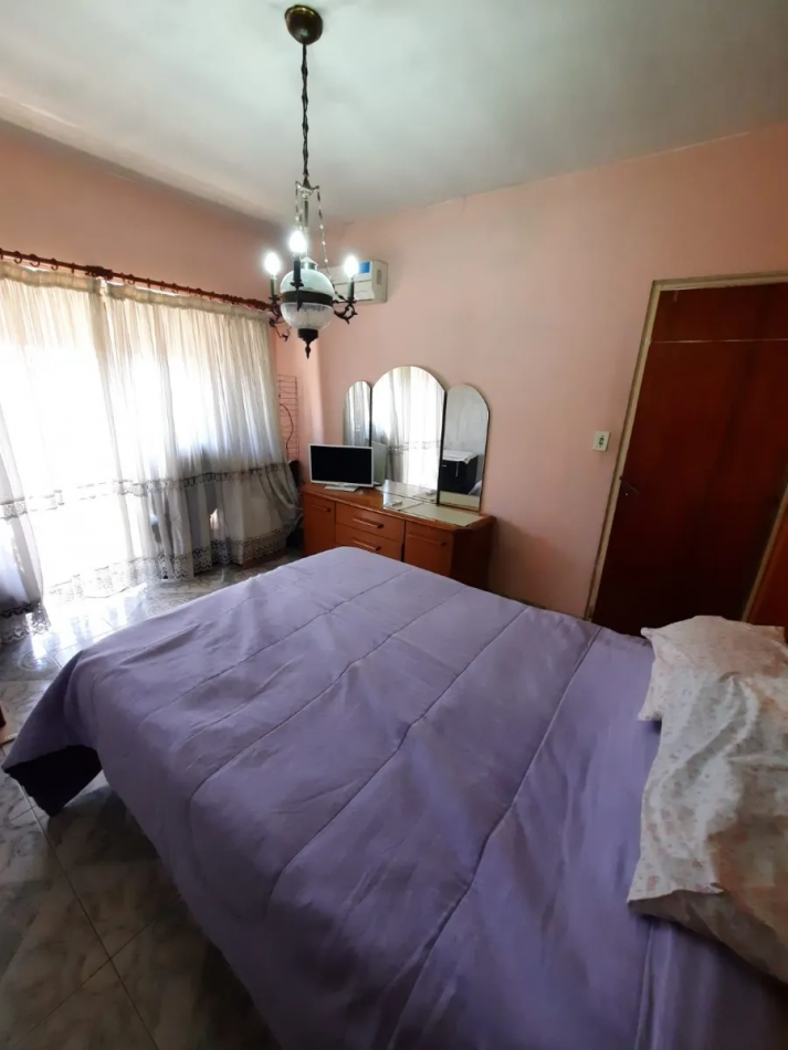 Venta Casa A Reciclar 5 Ambientes Cochera Patio Terraza Lote Propio