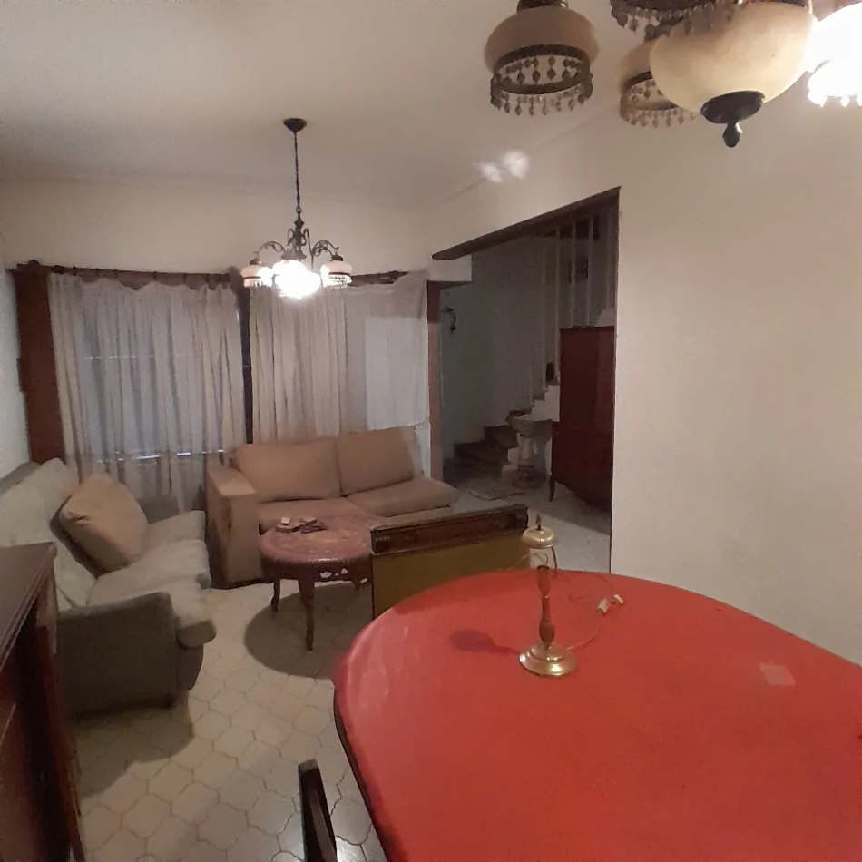 Venta Casa A Reciclar 5 Ambientes Cochera Patio Terraza Lote Propio