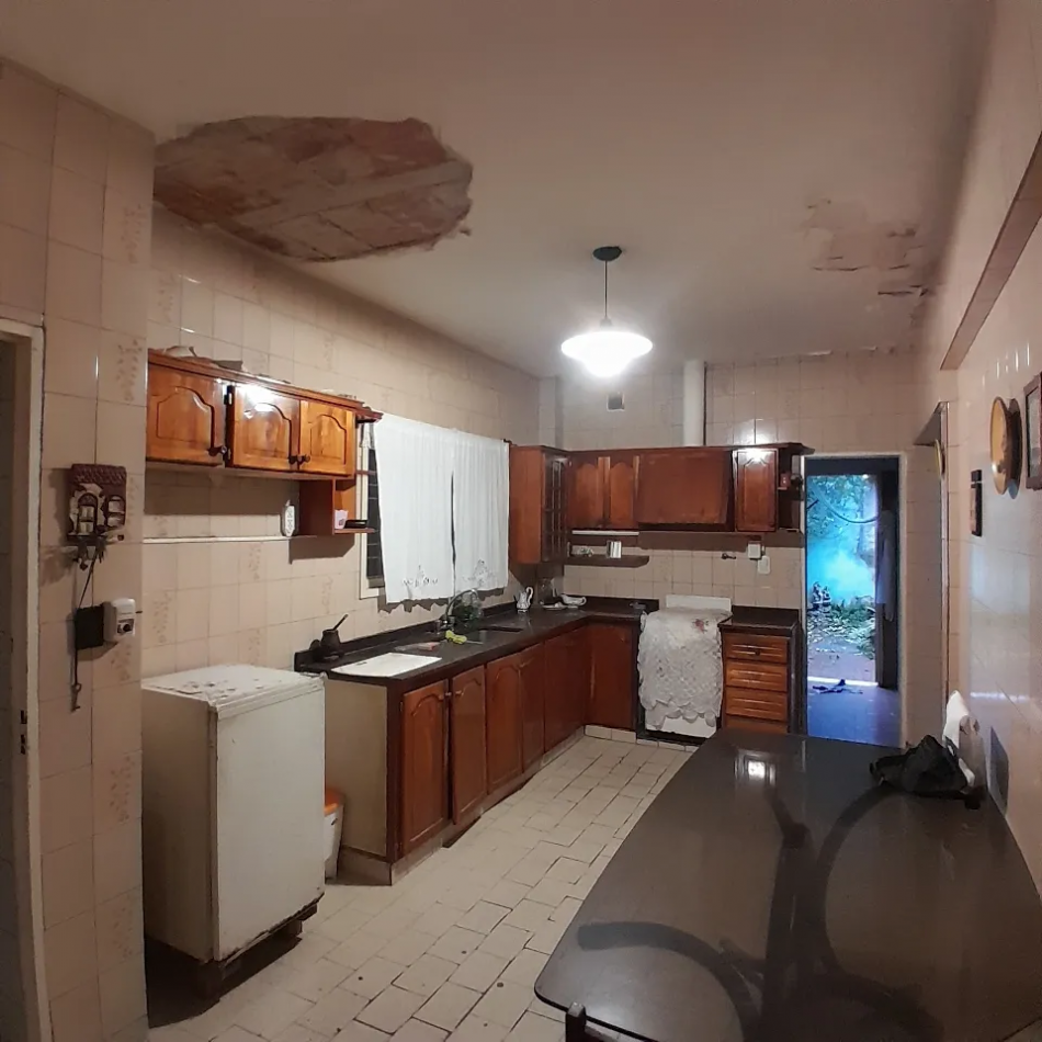 Venta Casa A Reciclar 5 Ambientes Cochera Patio Terraza Lote Propio