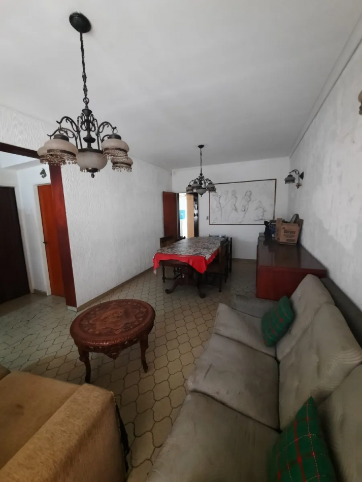 Venta Casa A Reciclar 5 Ambientes Cochera Patio Terraza Lote Propio