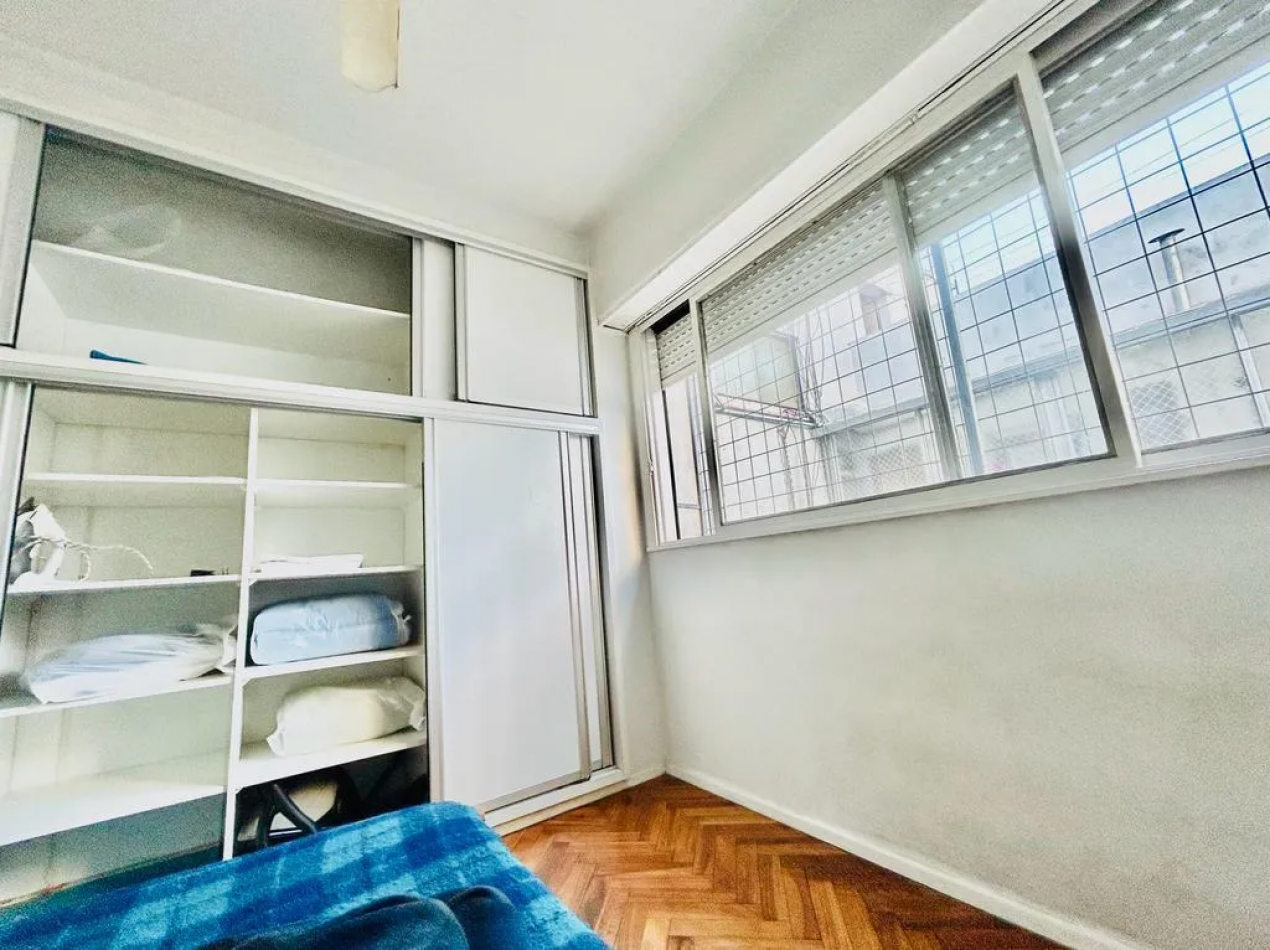 Venta Departamento 2 Ambientes Con Renta Almagro Inversion