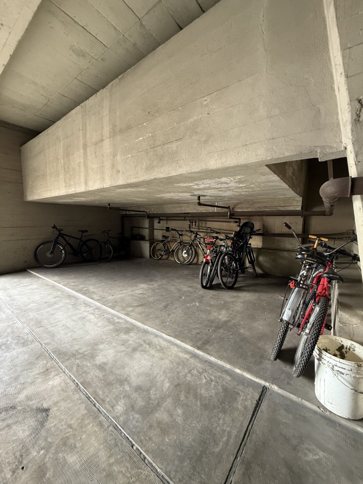 3 Ambientes con Balcon + Cochera en Flores | Piso Alto Super Luminoso