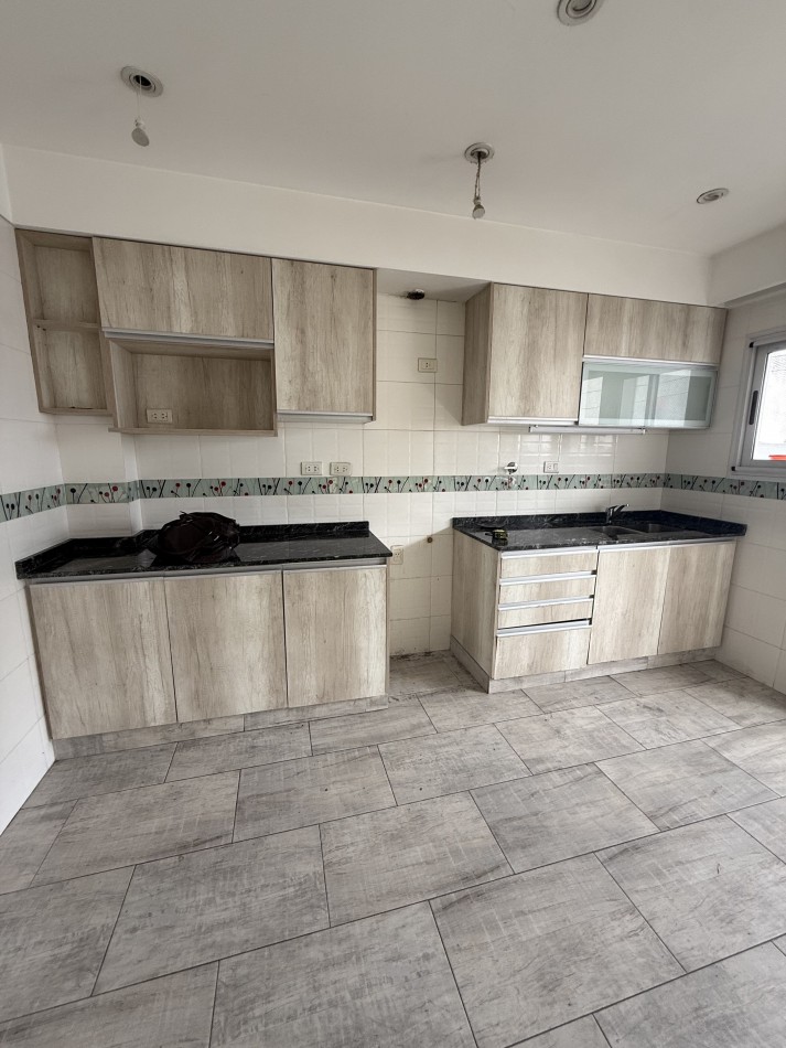 PH 3 Ambientes con Balcon - Luminoso y Super Funcional - APTO CREDITO