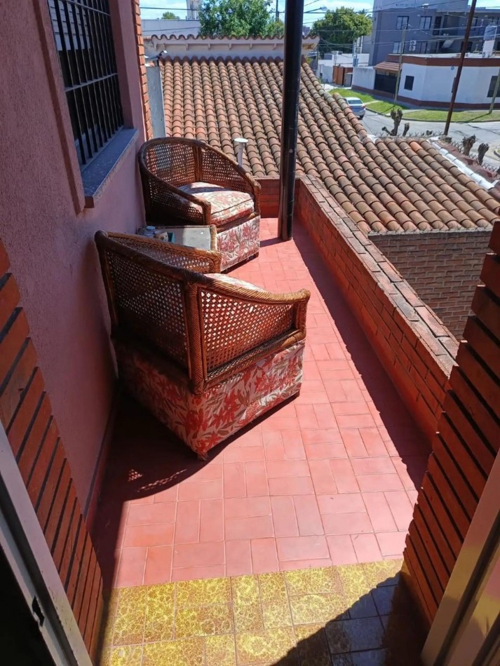 VENTA CASA MULTIFAMILIAR 6 AMB MORON