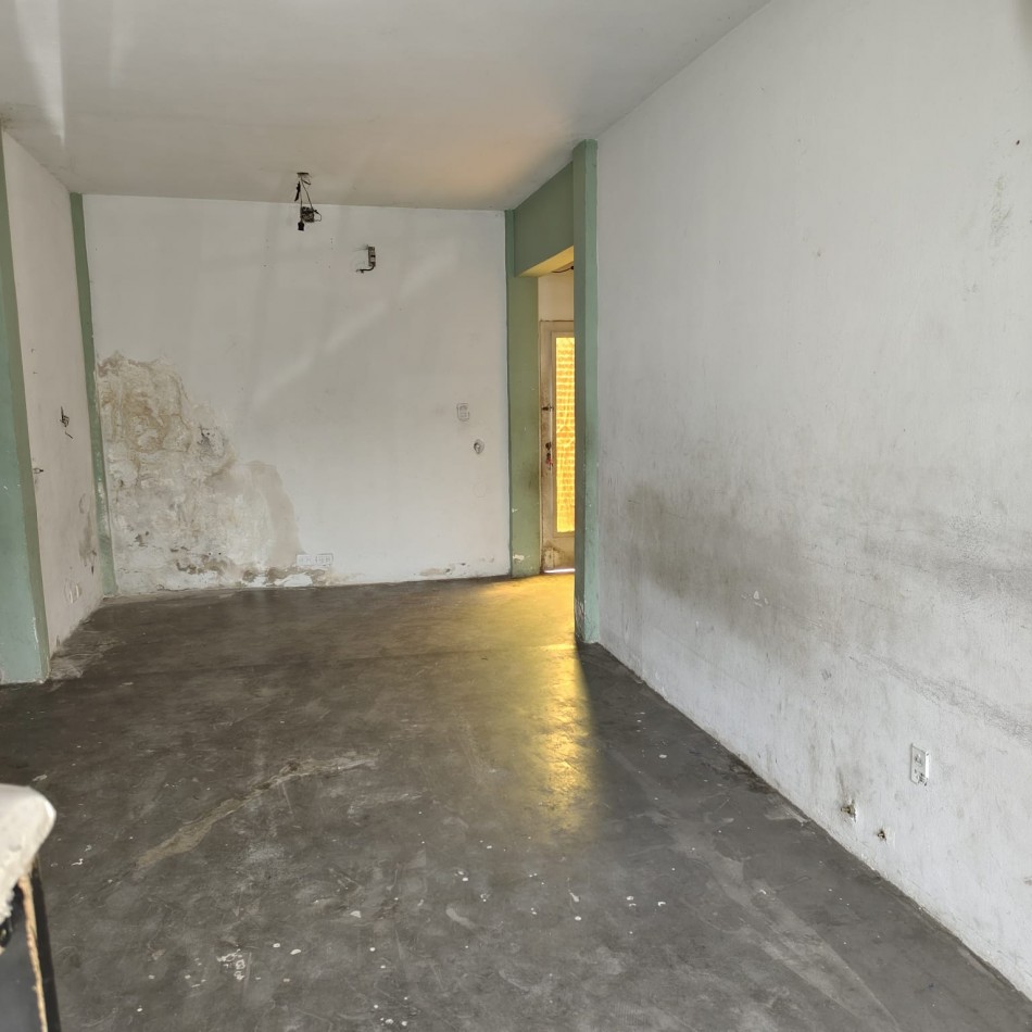 VENTA PH CIUDADELA A REFACCIONAR