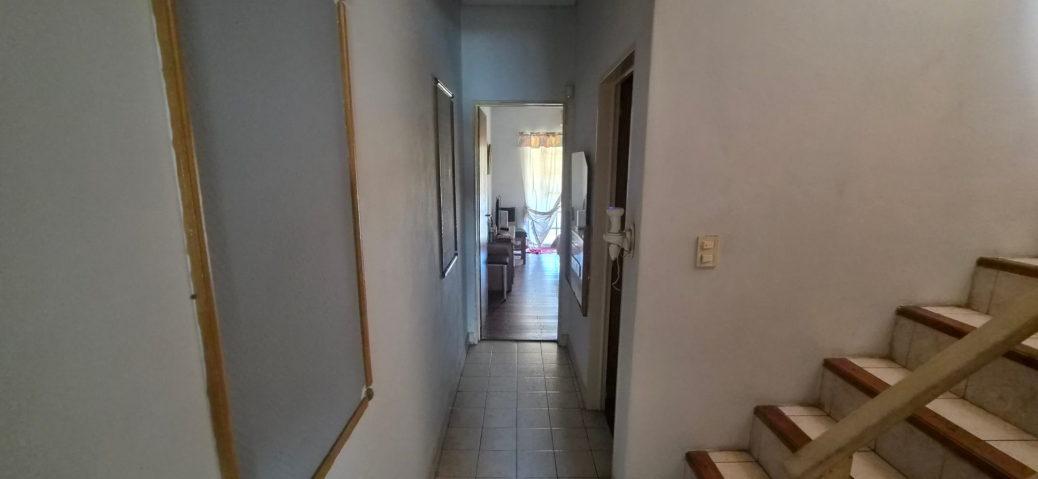Triplex de 4 Ambientes con Cochera, Patio, Parrilla y Terrazas Propias