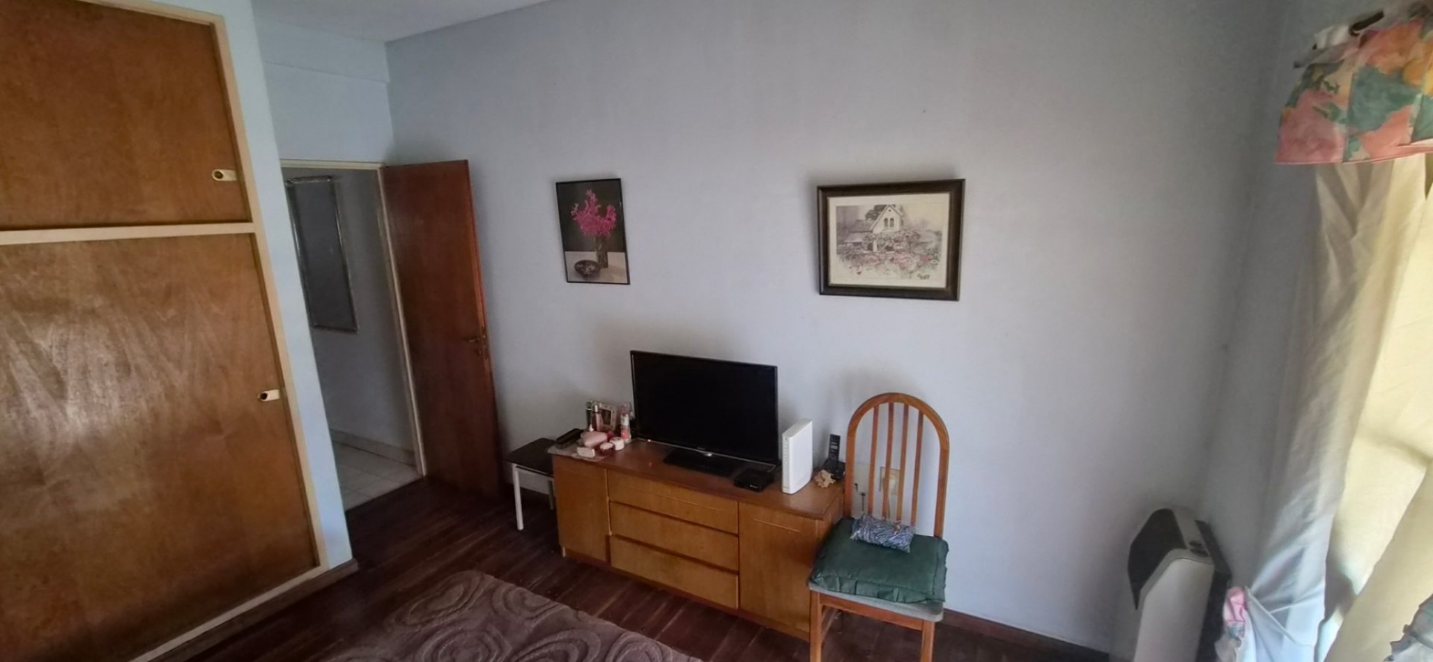 Triplex de 4 Ambientes con Cochera, Patio, Parrilla y Terrazas Propias