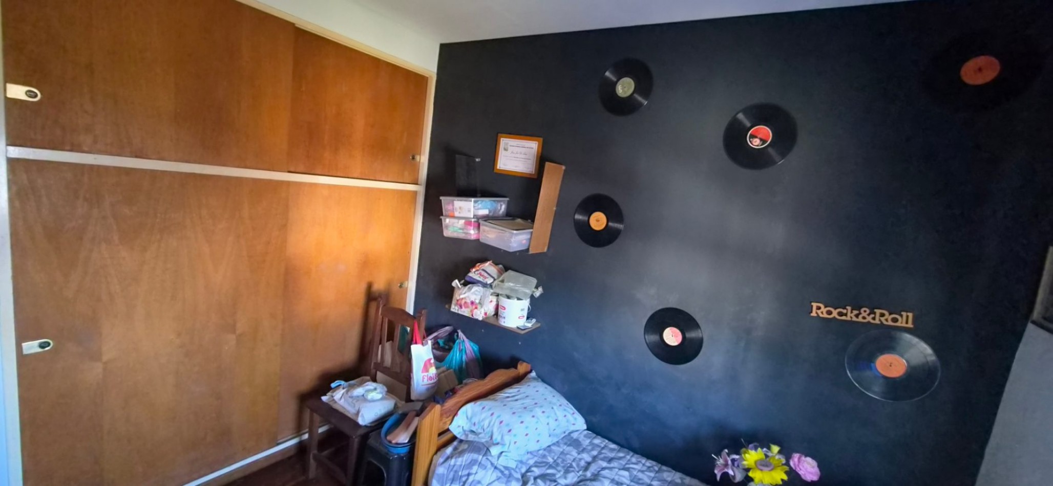 Triplex de 4 Ambientes con Cochera, Patio, Parrilla y Terrazas Propias