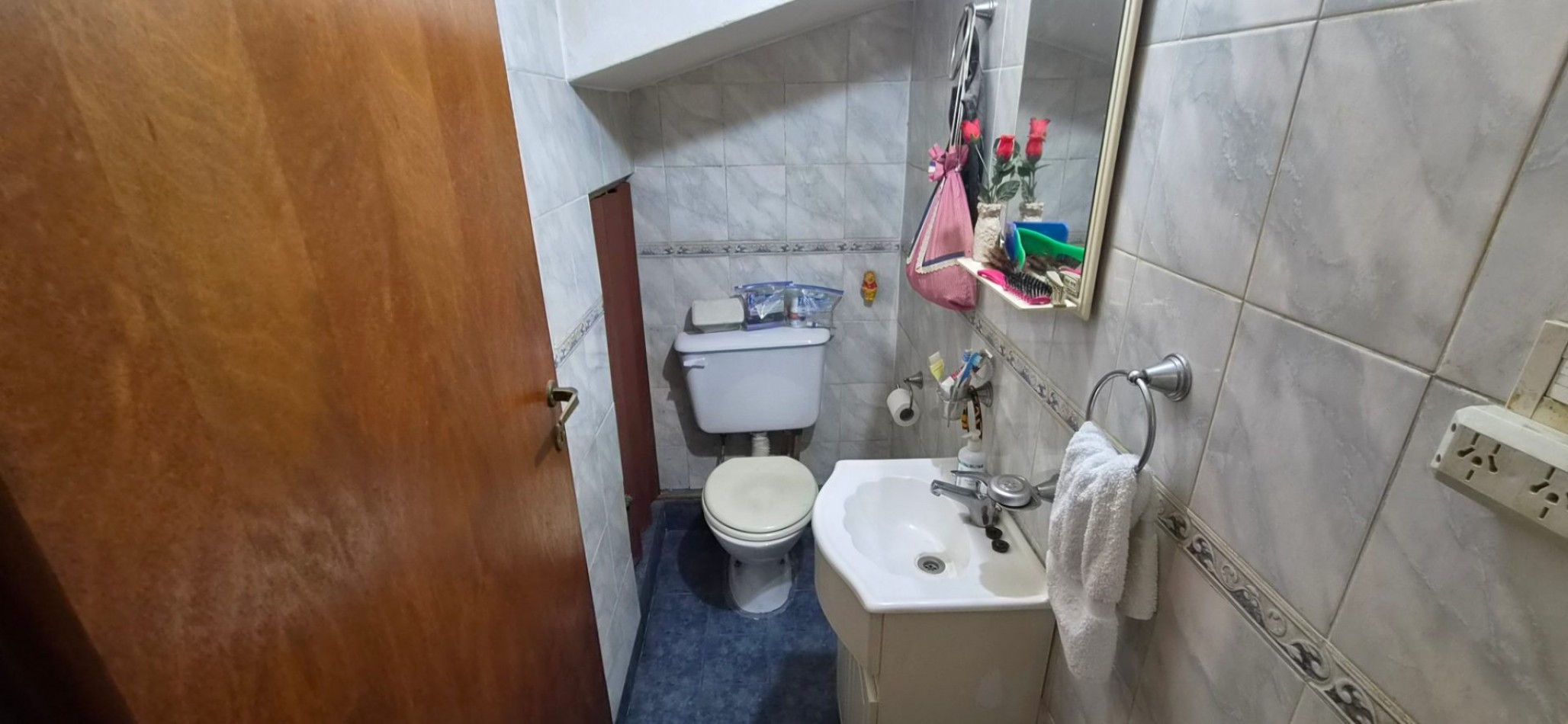 Triplex de 4 Ambientes con Cochera, Patio, Parrilla y Terrazas Propias