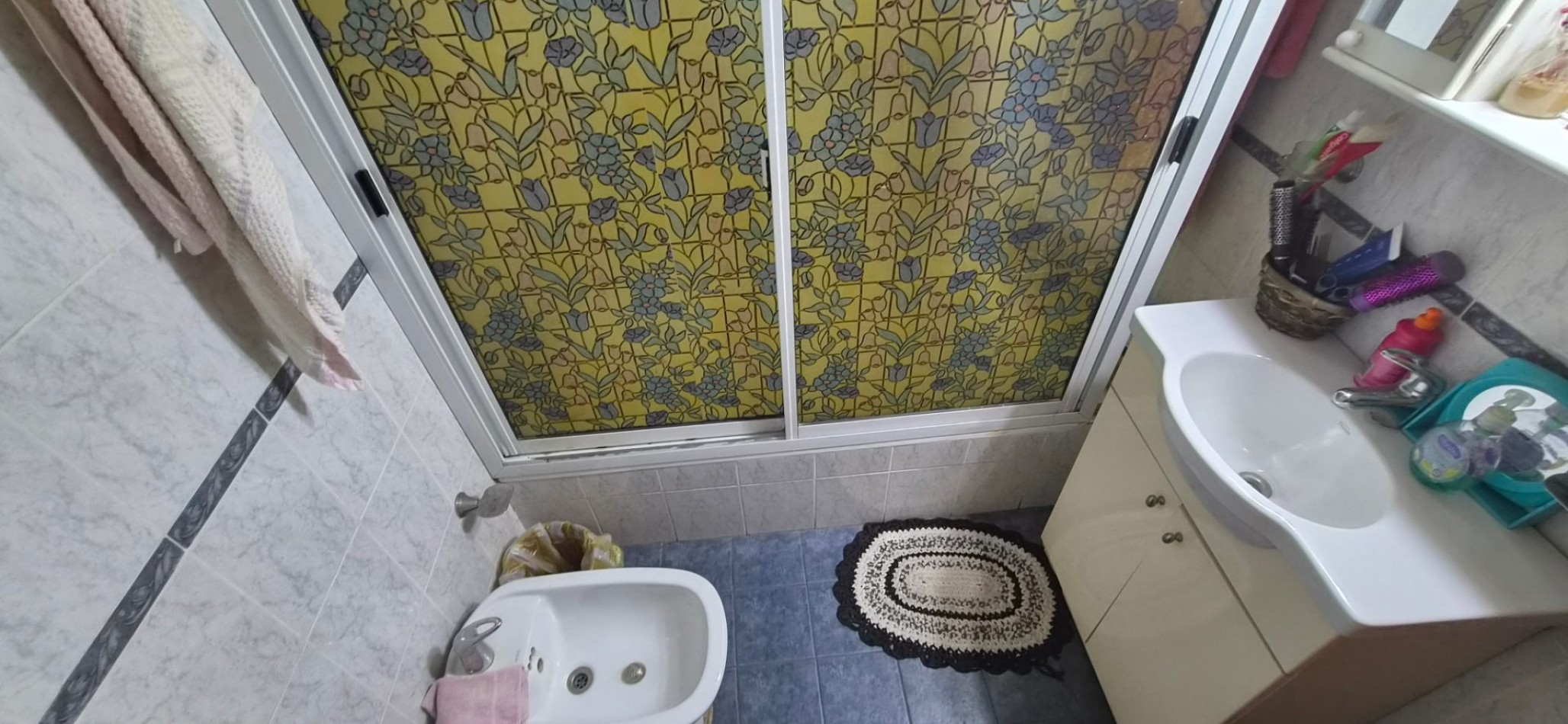 Triplex de 4 Ambientes con Cochera, Patio, Parrilla y Terrazas Propias