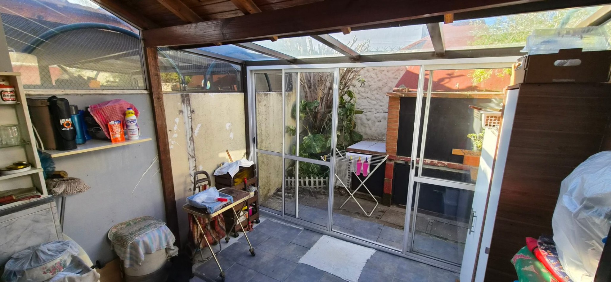 Triplex de 4 Ambientes con Cochera, Patio, Parrilla y Terrazas Propias